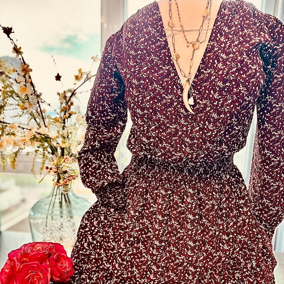 Dress - Picture 1 of 1